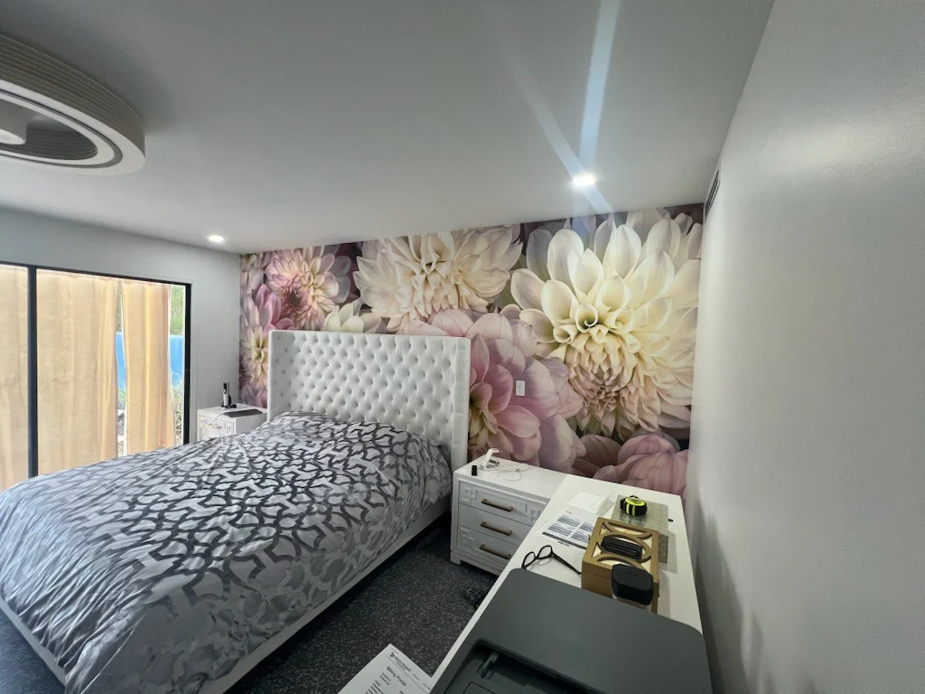 Wallpaper installation in Oregon City, OR